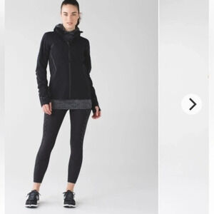 Lululemon size 6 fitness legging